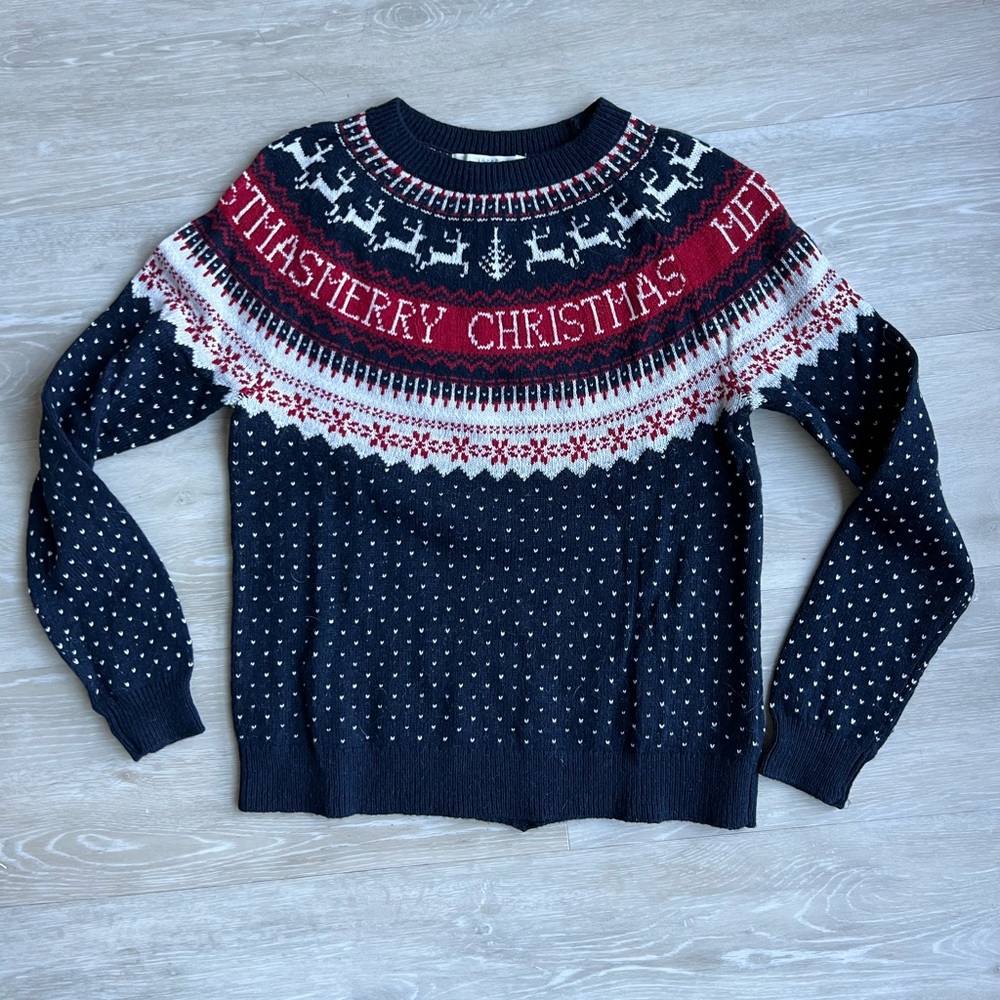 NWT- H&M white, navy, and red Christmas sweater